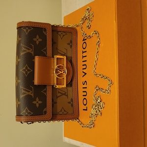 Louis Vutton Pf.Dauphine Crossbody Purse
